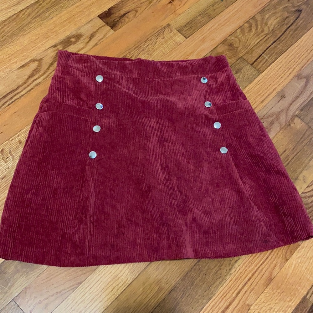 maroon mini skirt